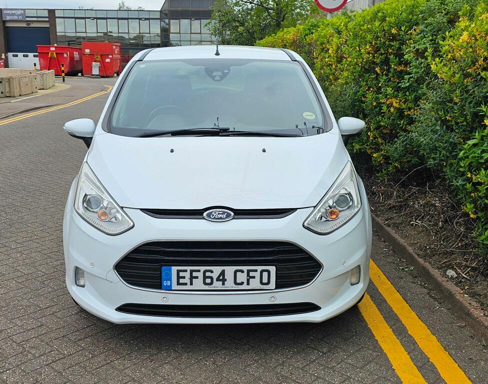 Ford B-Max Titanium White #3