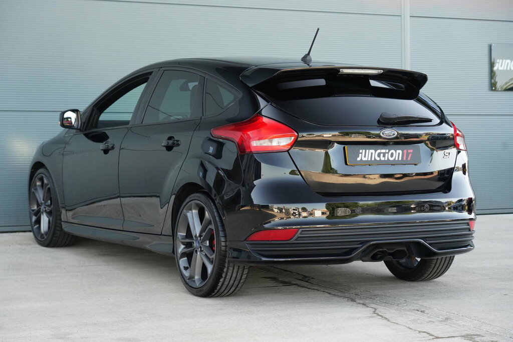 Ford Focus 2.0T Ecoboost St-3 Euro 6 Ss Black #6