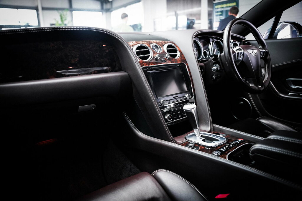 Bentley Continental Gt 4.0 V8 Gt Coupe 4Wd Euro 5 507 Ps White #18