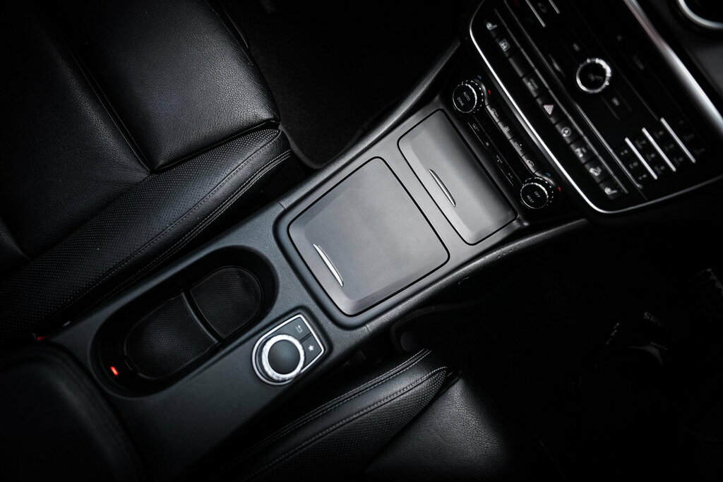 Mercedes-Benz GLA Class 2.1 Gla220d Amg Line Premium Plus 7G-dct 4Matic LO66CTZ #3