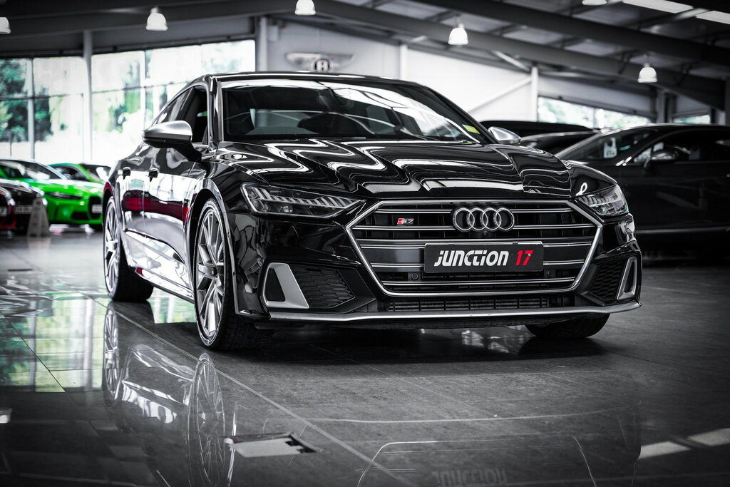 Audi S7 Hatchback Blue #7