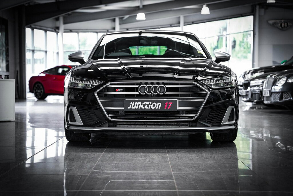 Audi S7 Hatchback Blue #8
