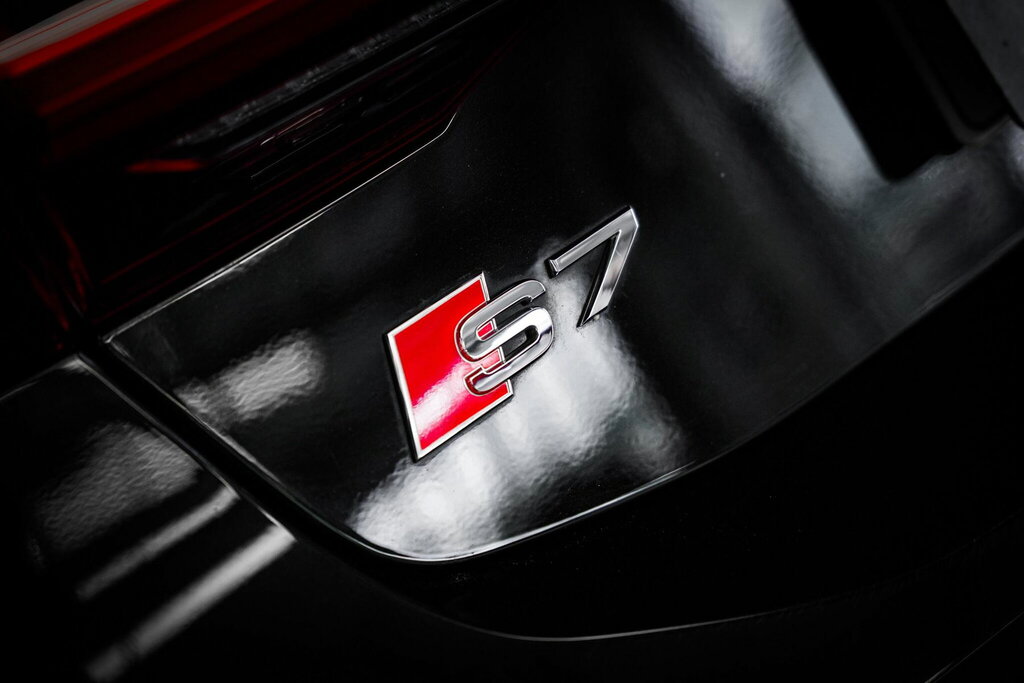Audi S7 Hatchback Blue #30