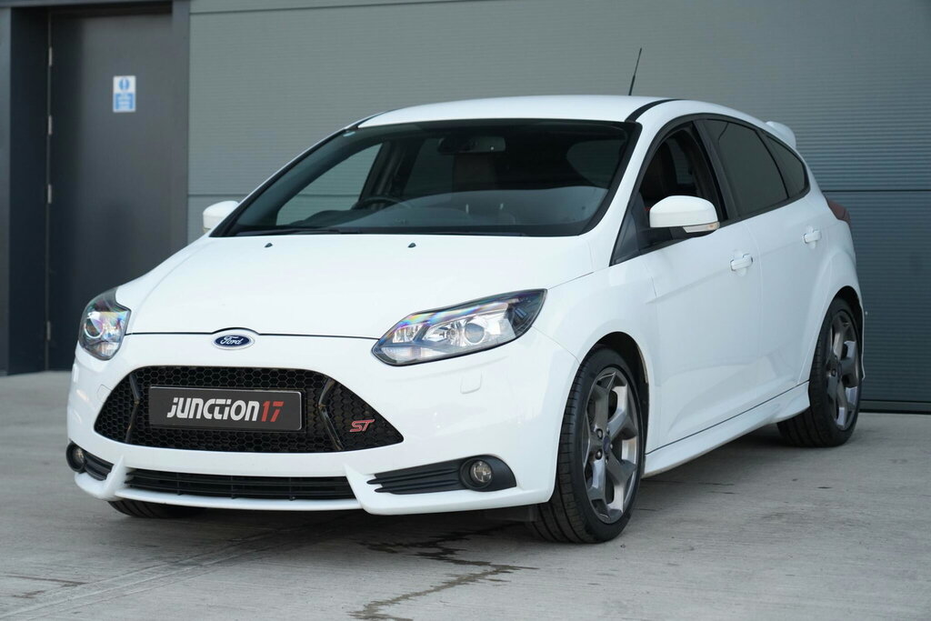 Ford Focus 2.0T Ecoboost St-3 Euro 5 Ss  #5