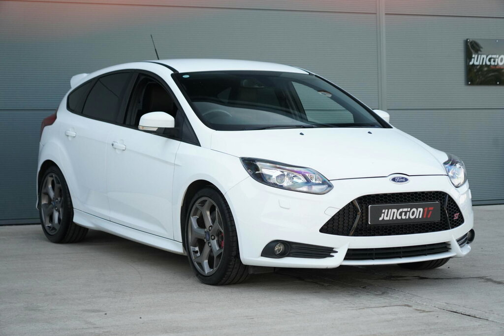 Ford Focus 2.0T Ecoboost St-3 Euro 5 Ss  #3