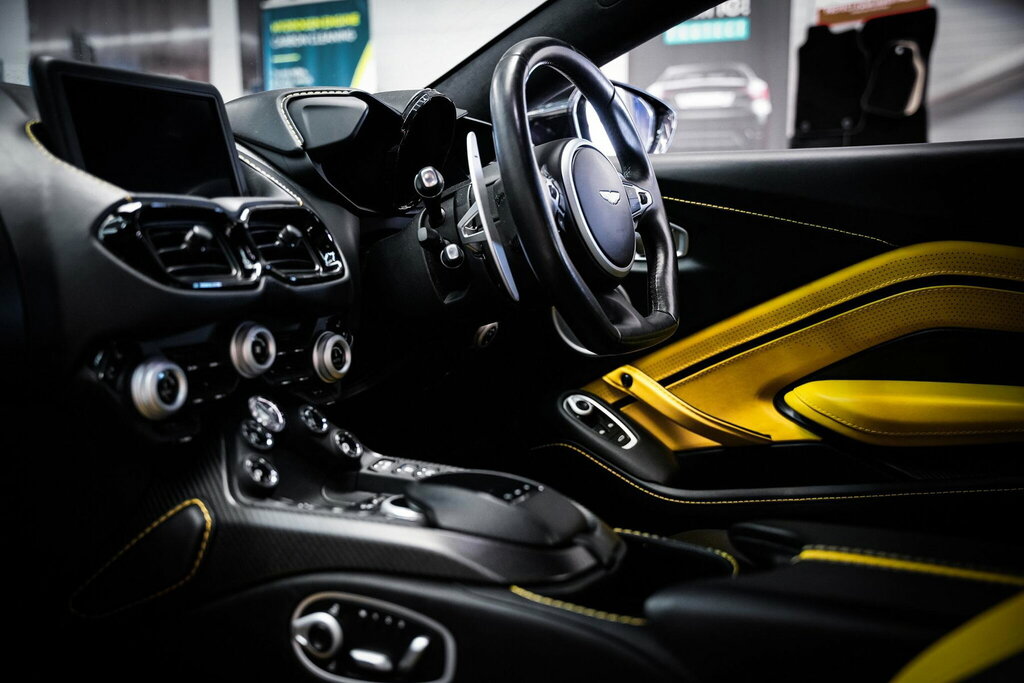 Aston Martin Vantage 4.0 V8 Euro 6 #2
