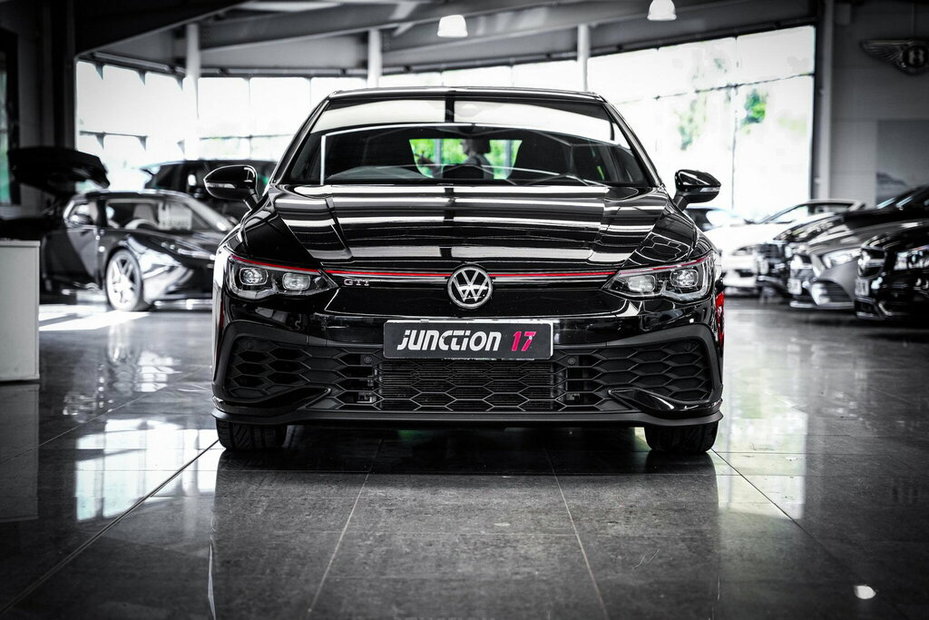 Volkswagen Golf 8 Style 1.5 Etsi 150Ps 7-Speed Dsg Black #9