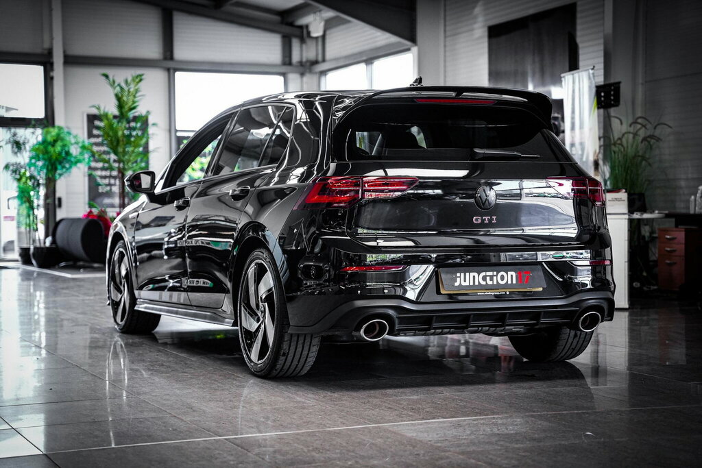 Volkswagen Golf 8 Style 1.5 Etsi 150Ps 7-Speed Dsg Black #11