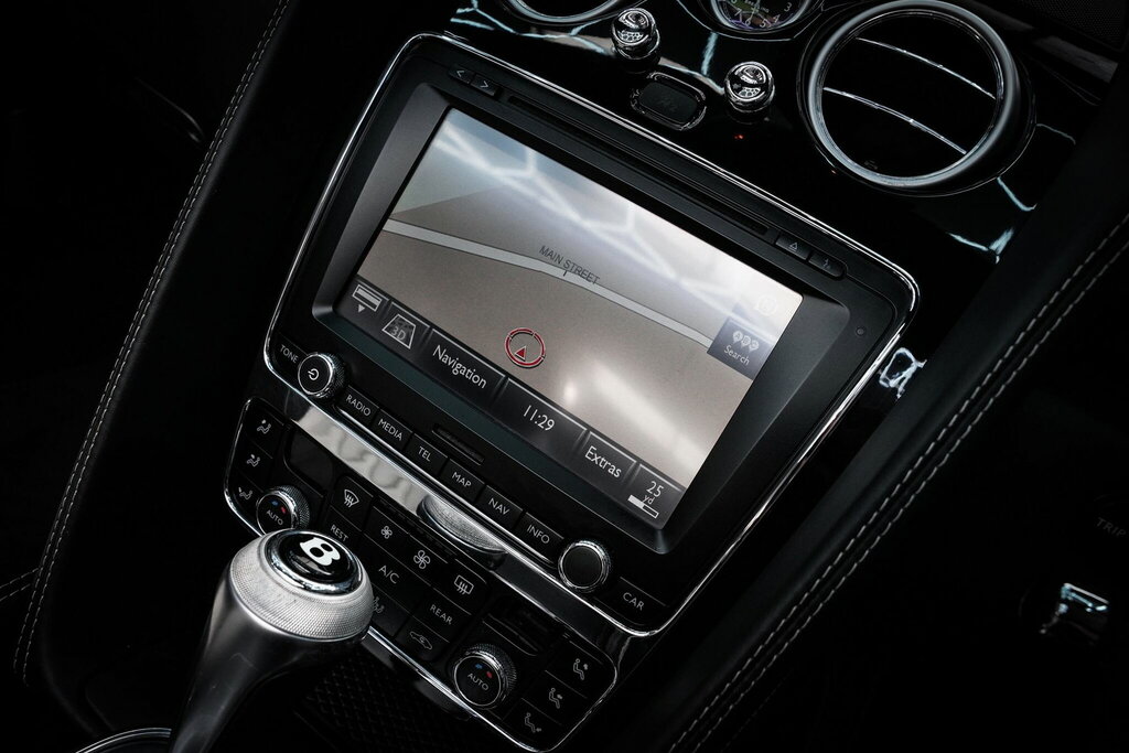 Bentley Continental Gt V8 Black #37
