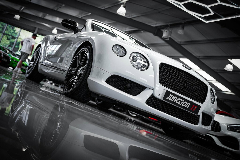 Bentley Continental Gt V8 Black #28