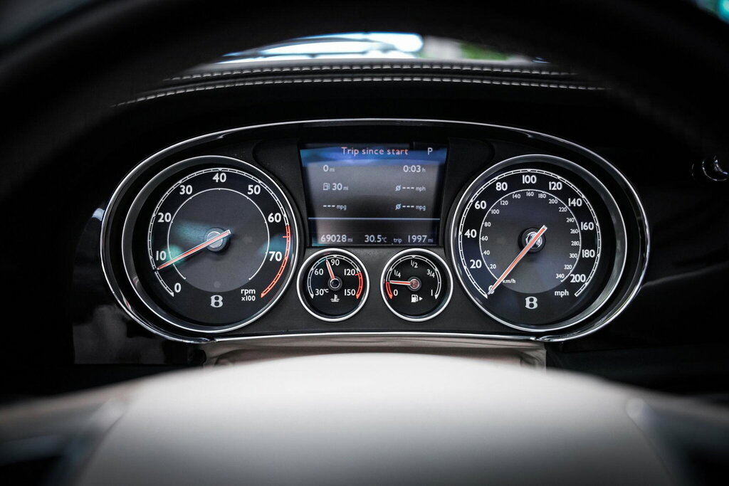 Bentley Continental Gt V8 Black #17