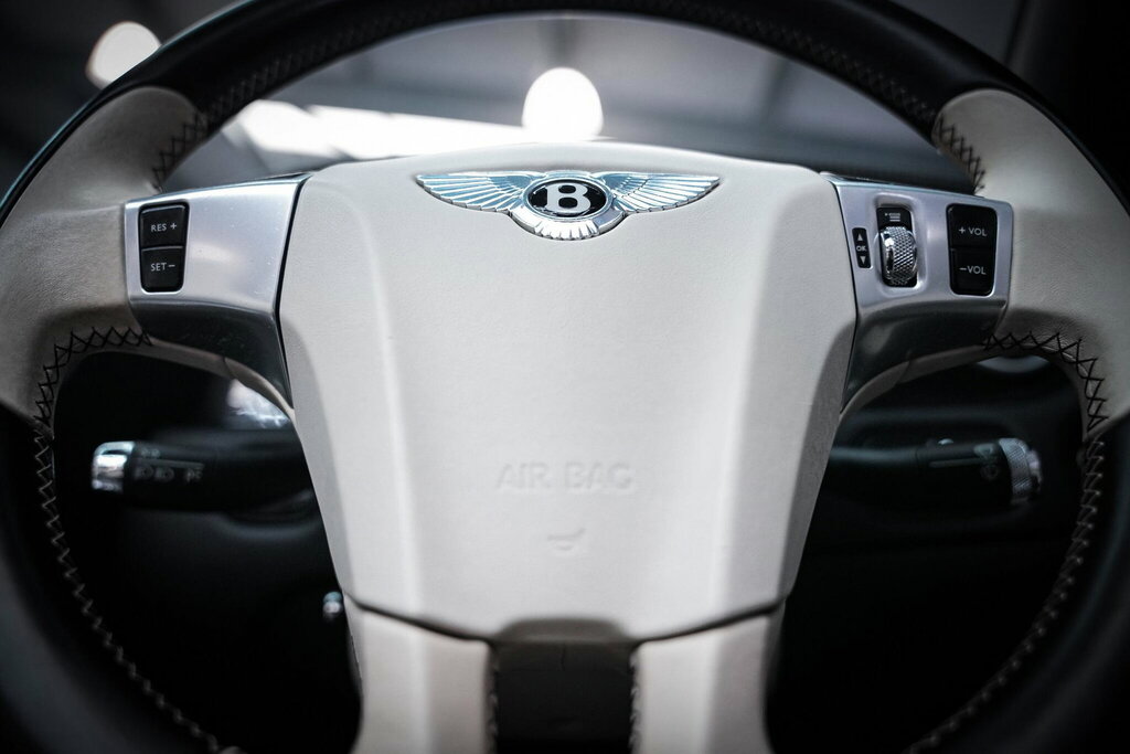 Bentley Continental Gt V8 Black #45