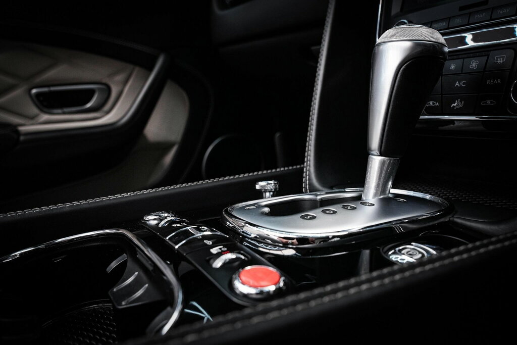 Bentley Continental Gt V8 Black #38
