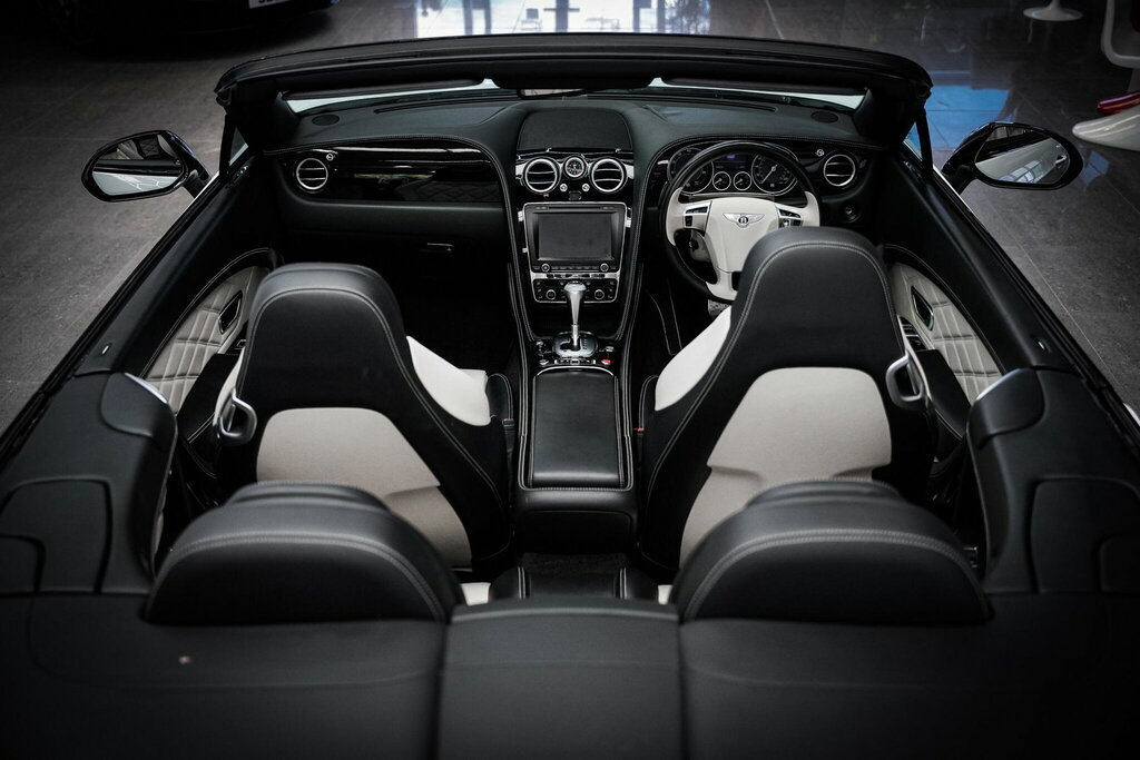 Bentley Continental Gt V8 Black #18