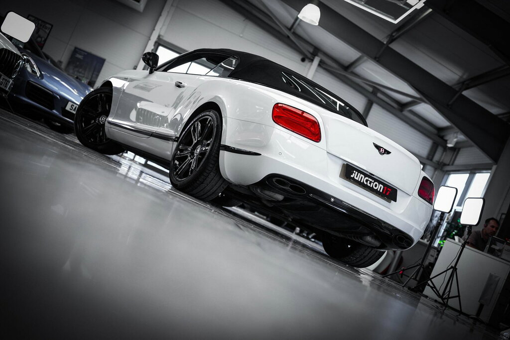 Bentley Continental Gt V8 Black #4