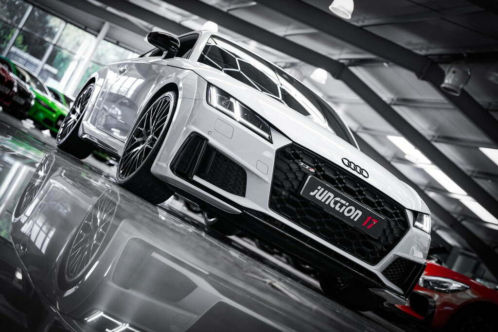Audi TTS Black Edition U365 Orange #25