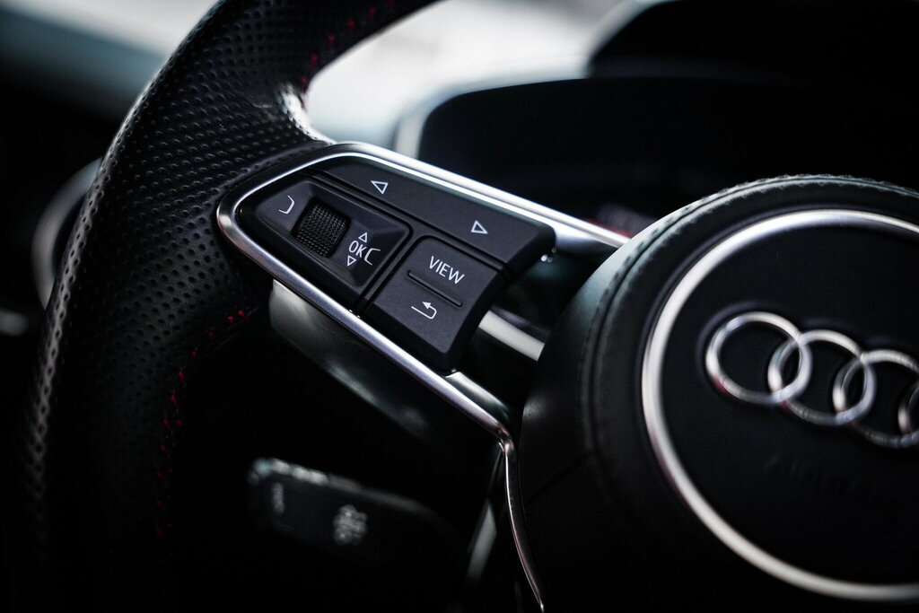 Audi TTS Black Edition U365 Orange #38
