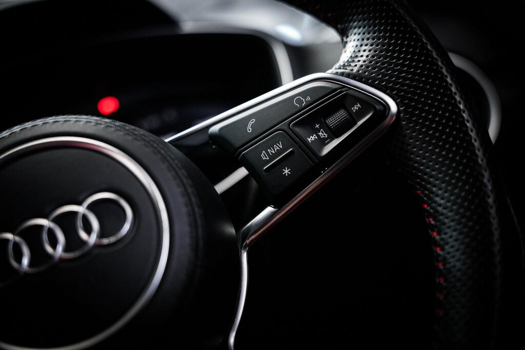 Audi TTS Black Edition U365 Orange #39