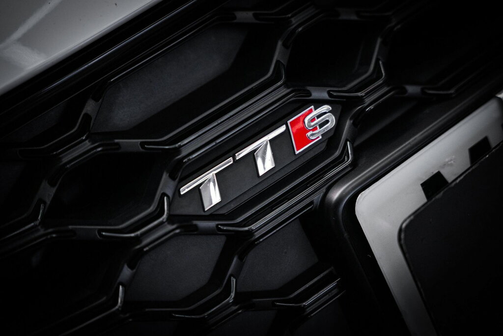 Audi TTS Black Edition U365 Orange #24