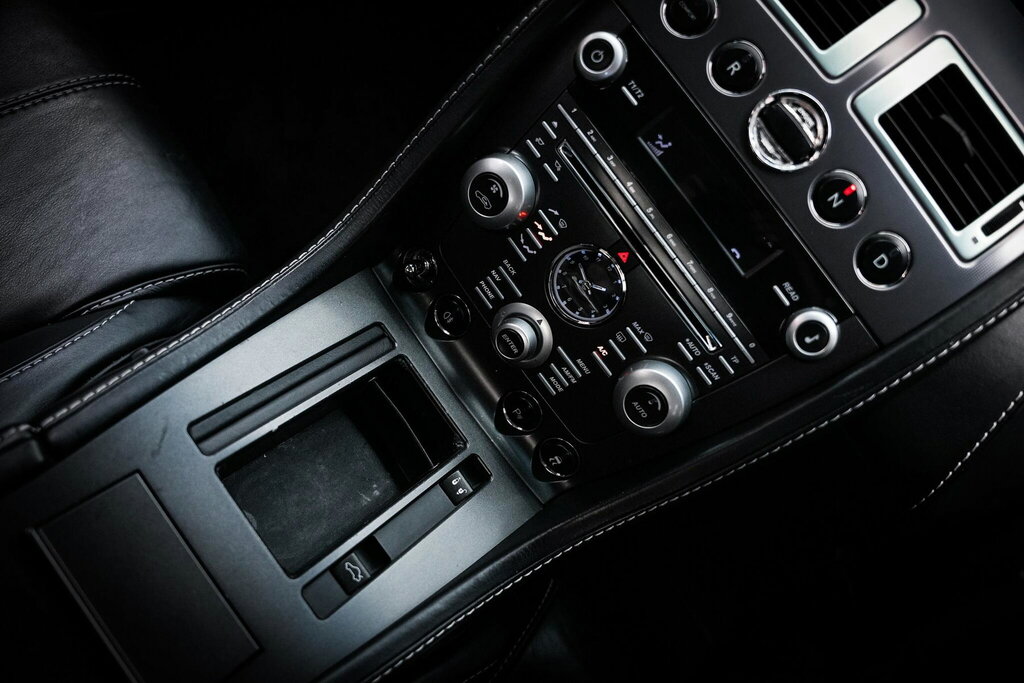 Aston Martin Vantage 4.7 V8 Sportshift Euro 4 #6