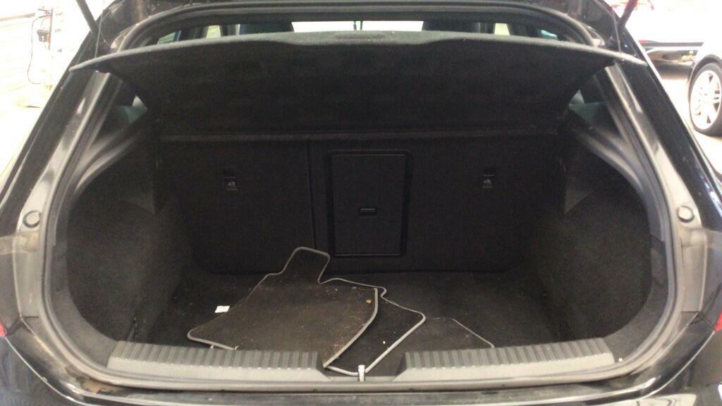 Seat Leon Petrol Blue #9