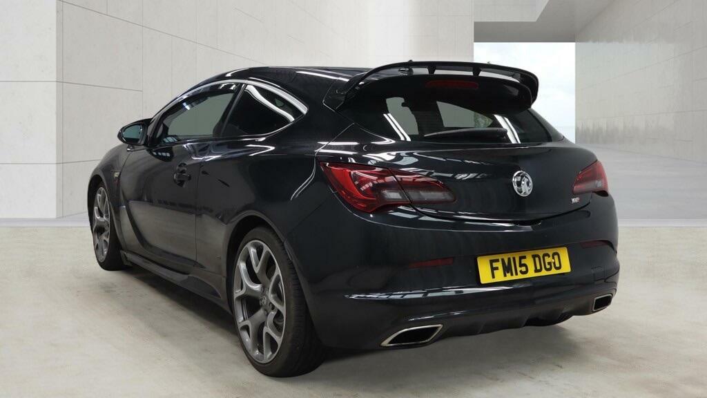 Vauxhall Astra GTC 2.0T Vxr Euro 5 Ss  #3