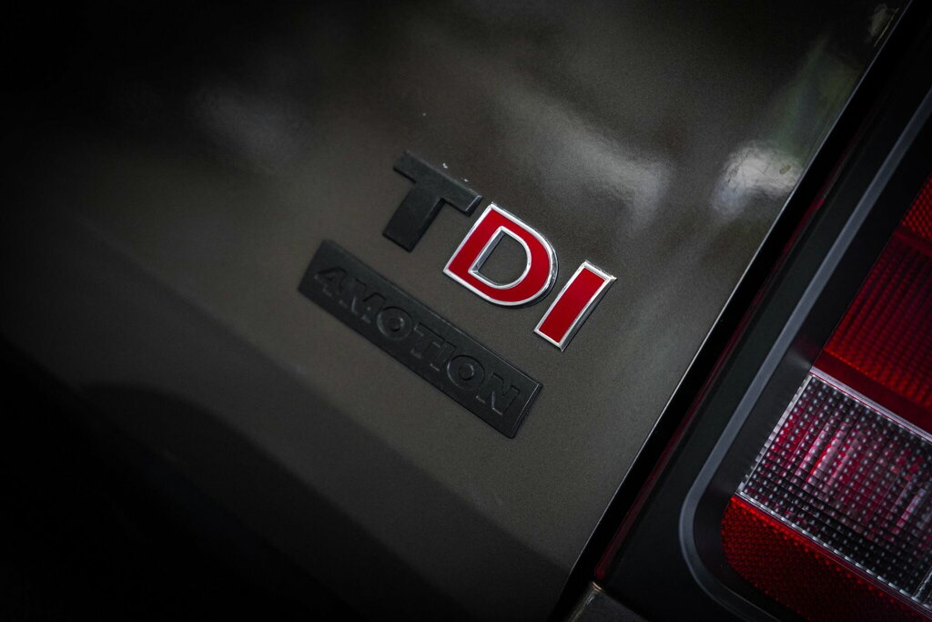 Volkswagen Amarok Bitdi Bluemotion Tech Highline Silver #32