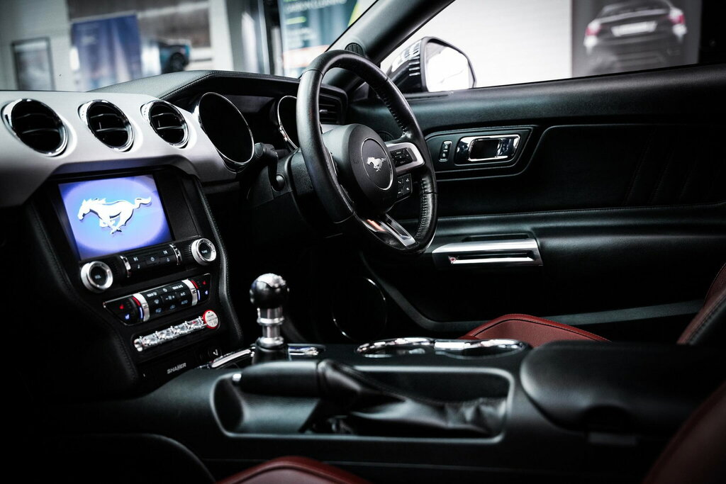 Ford Mustang 2.3T Ecoboost Fastback Euro 6  #2