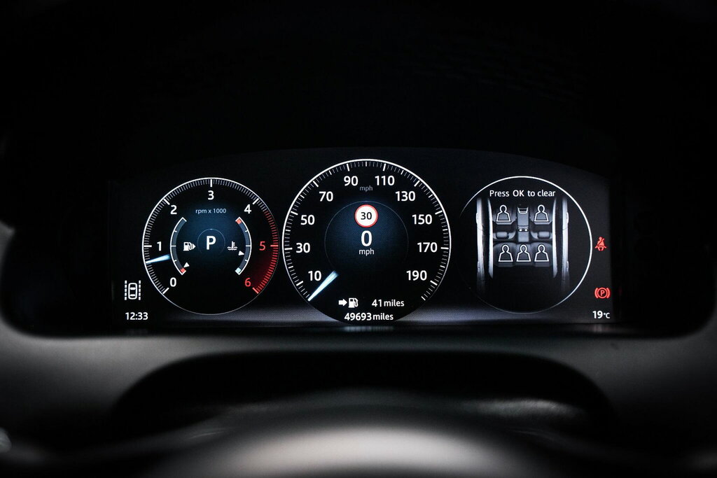 Jaguar XJ 3.0D V6 Portfolio Black #18