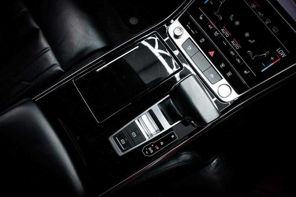 Audi A8 3.0 Tfsi V6 55 Tiptronic Quattro Euro 6 Ss  #3