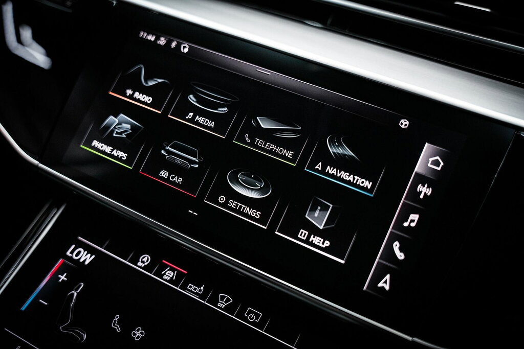 Audi A8 3.0 Tfsi V6 55 Tiptronic Quattro Euro 6 Ss  #4