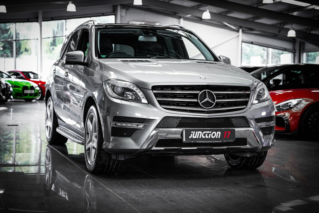 Mercedes-Benz M Class Bluetec Amg Sport Black #8