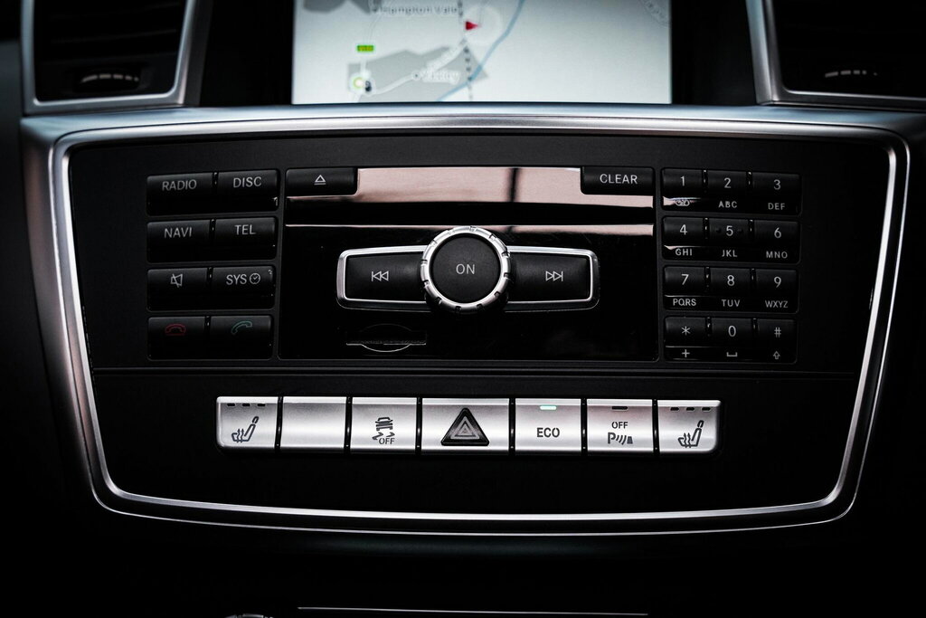 Mercedes-Benz M Class Bluetec Amg Sport Black #36