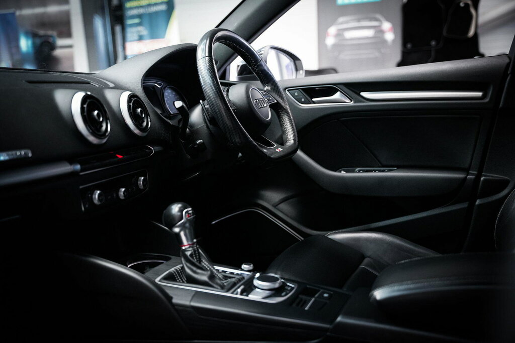 Audi S3 2.0 Tfsi Black Edition Sportback S Tronic Quattro  #2