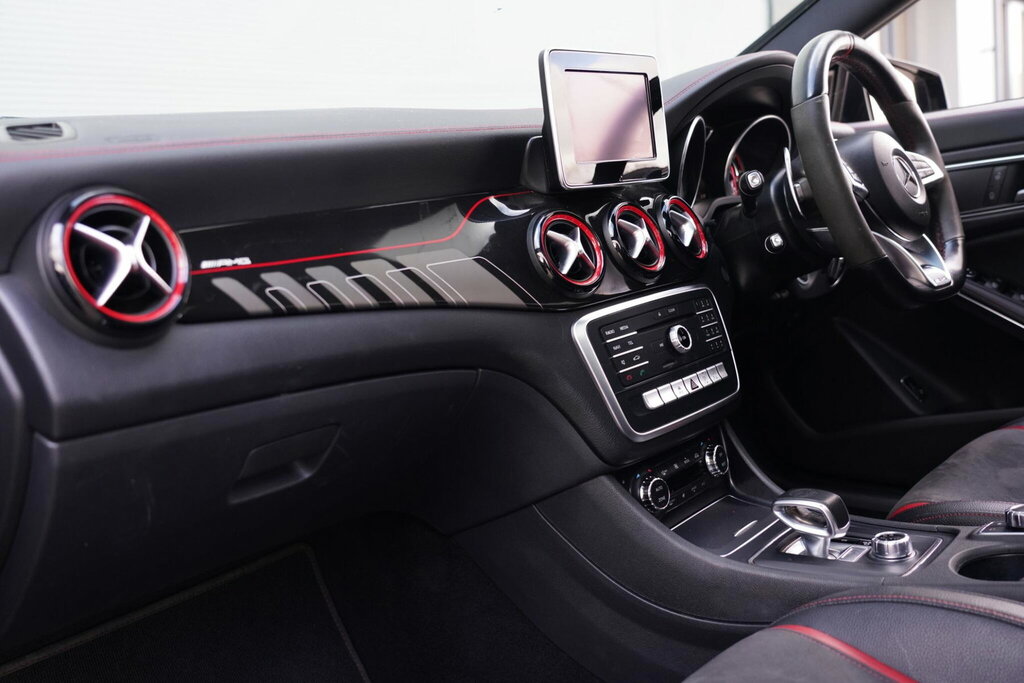 Mercedes-Benz CLA Class Cla 220 D Amg Line Black #12