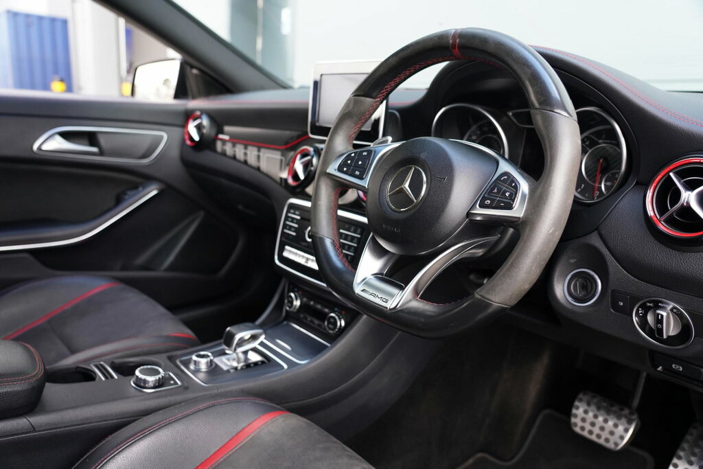 Mercedes-Benz CLA Class Cla 220 D Amg Line Black #10