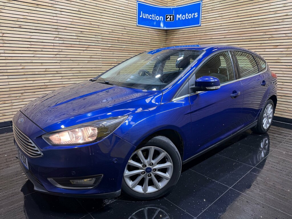 Ford Focus 1.5 Tdci Titanium Hatchback Euro Blue