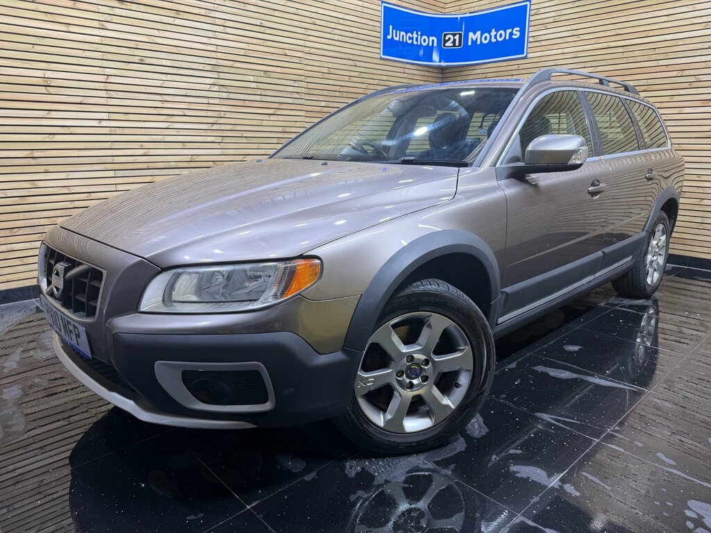 Volvo XC70 2.4 D5 Se Estate Awd Euro 5 205 Grey