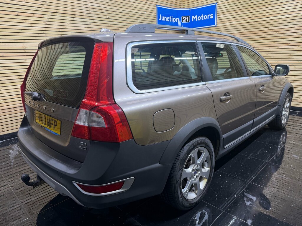 Volvo XC70 2.4 D5 Se Estate Awd Euro 5 205 Grey #4