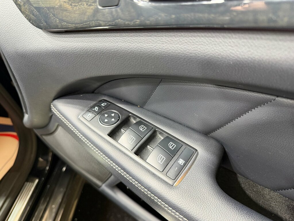 Mercedes-Benz CLS  Silver #15