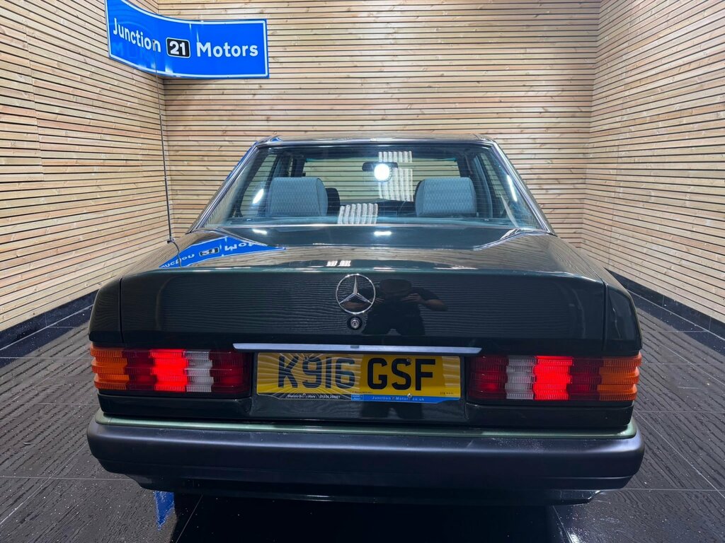 Mercedes-Benz 190 Saloon Purple #3