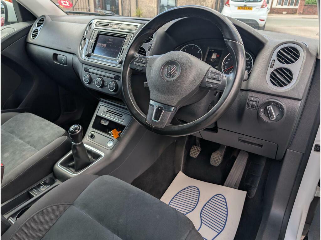 Volkswagen Tiguan 2.0 Tdi Bluemotion Tech Match Suv Dsg 4 Grey #20