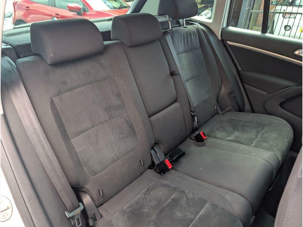 Volkswagen Tiguan 2.0 Tdi Bluemotion Tech Match Suv Dsg 4 Grey #27