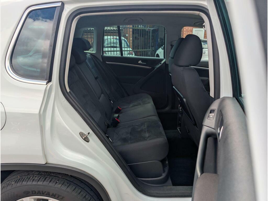 Volkswagen Tiguan 2.0 Tdi Bluemotion Tech Match Suv Dsg 4 Grey #26