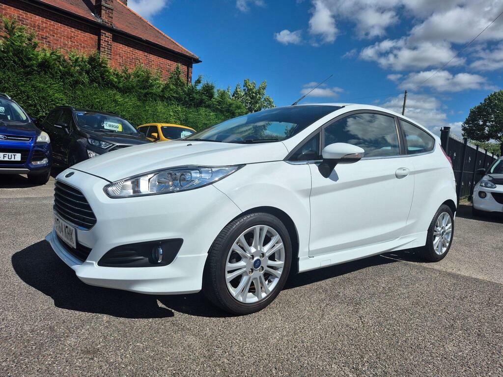 Ford Fiesta 1.25 Zetec Euro 5 White
