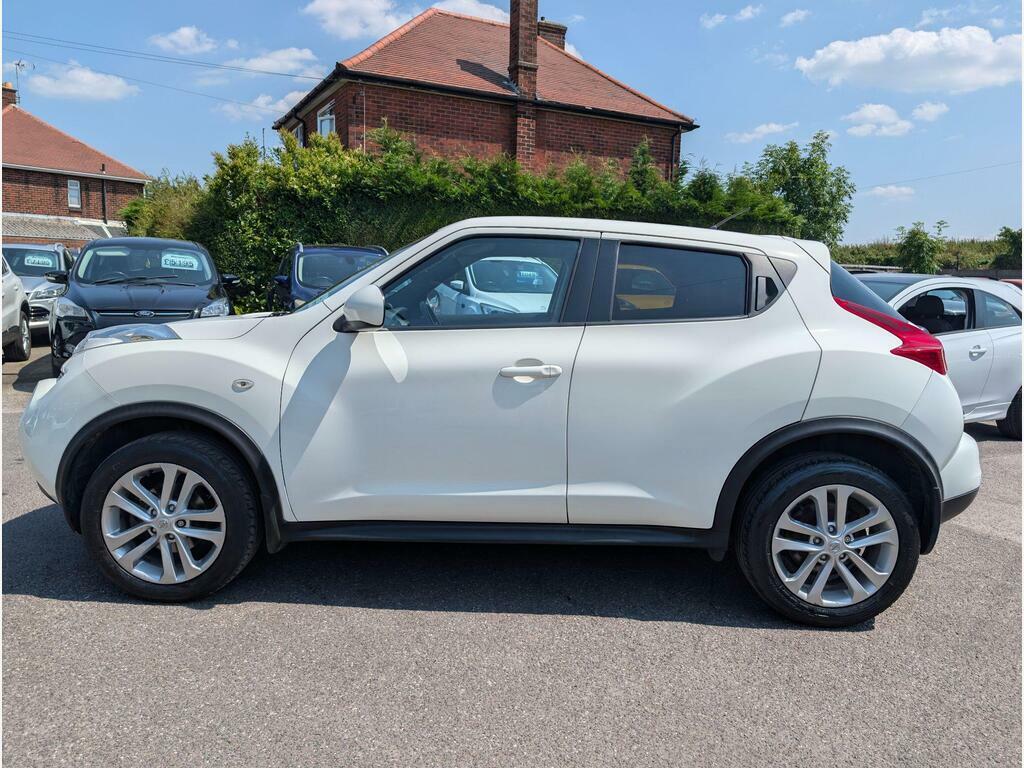 Nissan Juke 1.6 Acenta Premium Euro 5 S S YY12PFF White #2