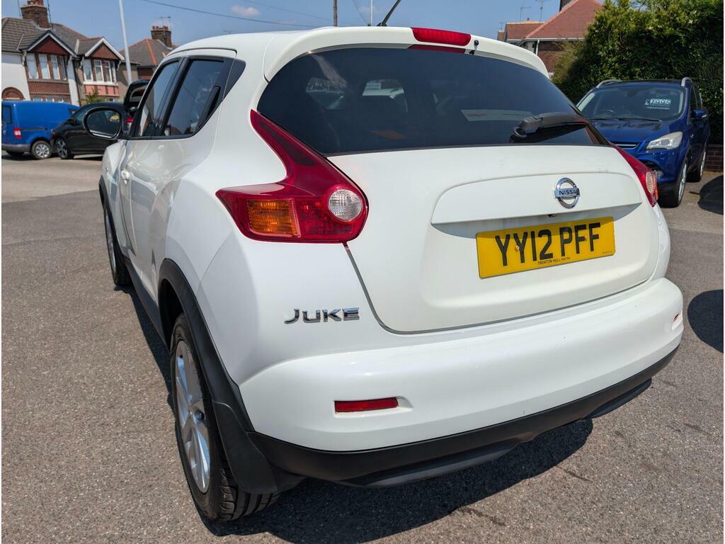 Nissan Juke 1.6 Acenta Premium Euro 5 S S YY12PFF White #4