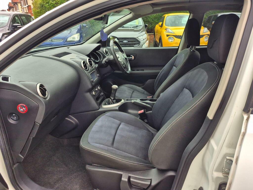 Nissan Qashqai 1.5 Dci N-tec 2Wd Black #18