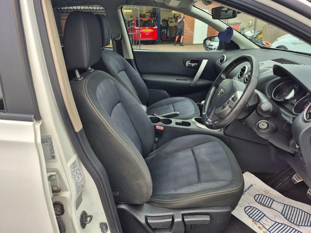Nissan Qashqai 1.5 Dci N-tec 2Wd Black #16