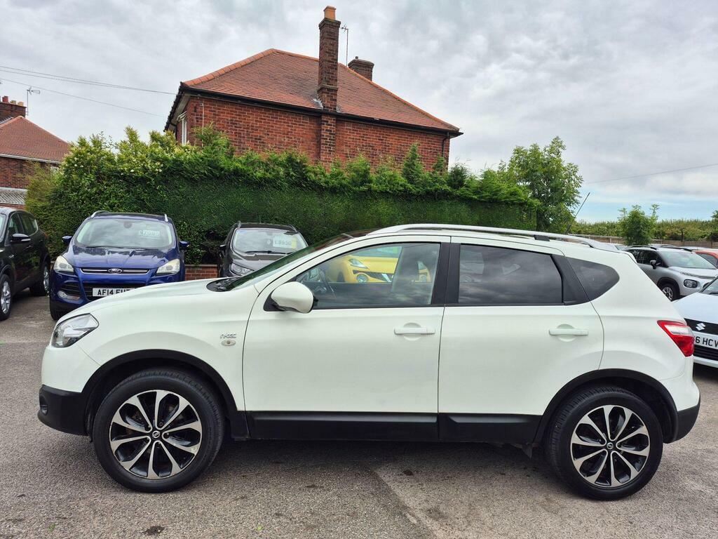 Nissan Qashqai 1.6 N-tec 2Wd Euro 5 White